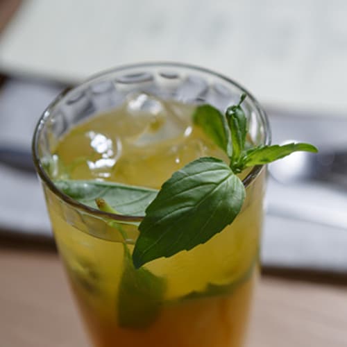 receta-jack-daniels-albahaca-jengibre