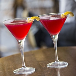 コスモポリタン マティーニ アルコール オンライン